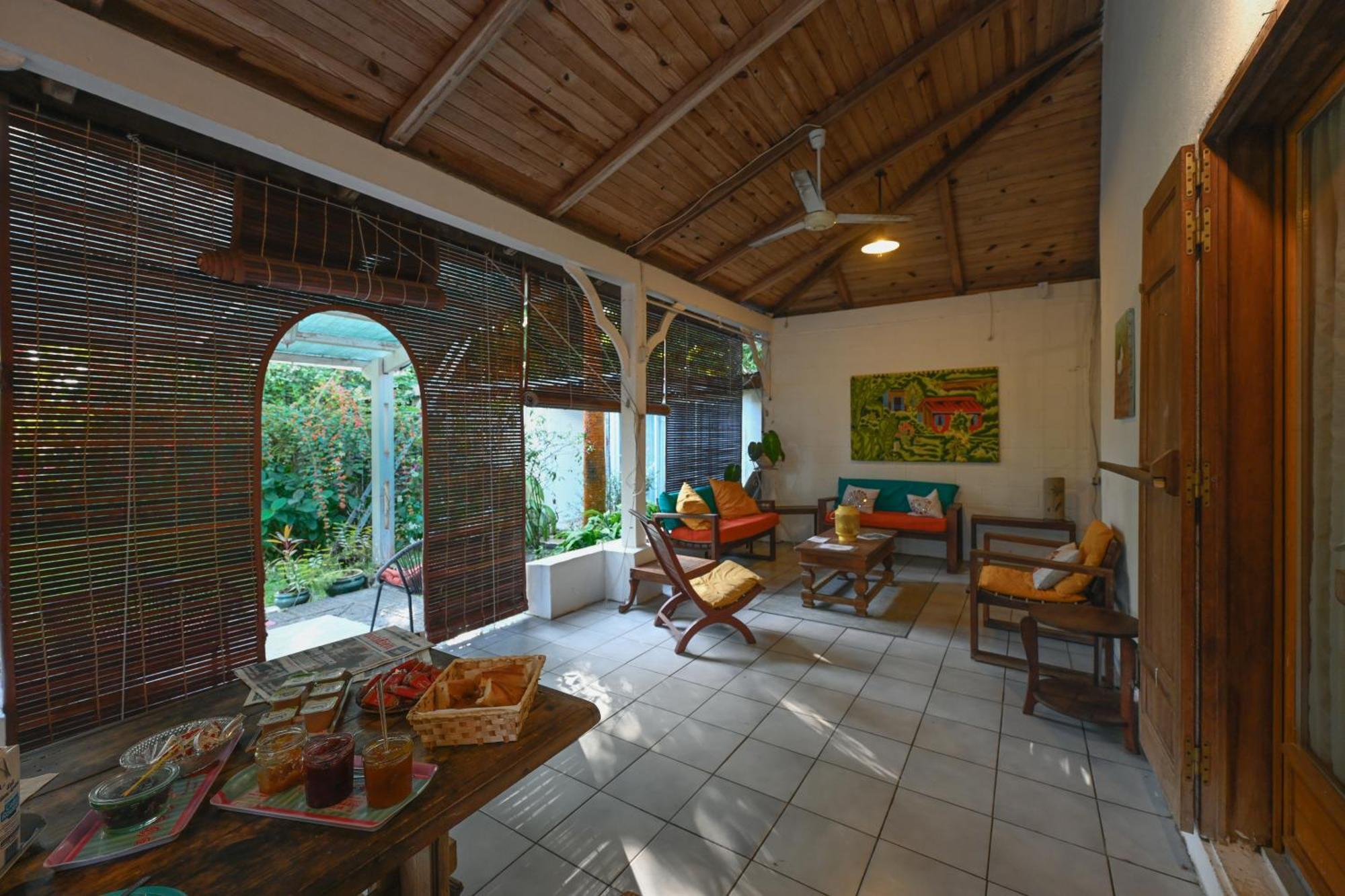 Le Medinilla Bed & Breakfast Bras-Panon Bagian luar foto